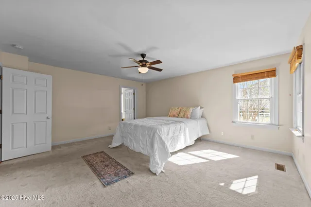 $499,000 | 100 Goose Creek Drive, Washington, NC 27889