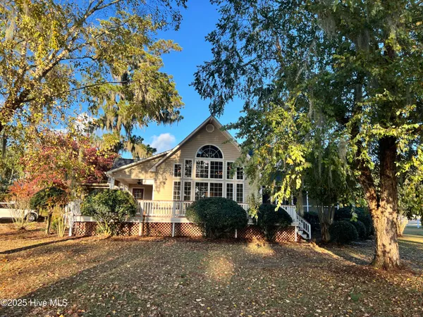 $439,000 | 100 Goose Creek Drive, Washington, NC 27889