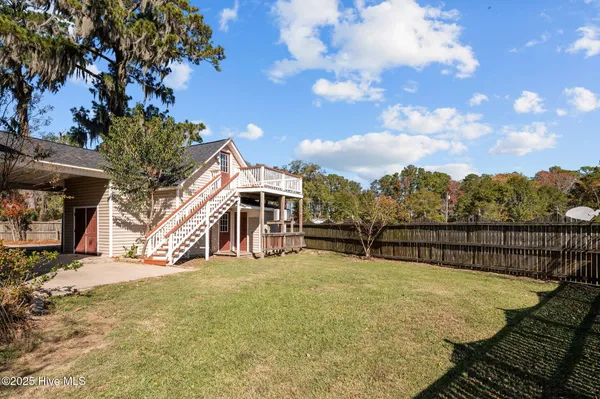 $439,000 | 100 Goose Creek Drive, Washington, NC 27889