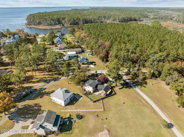 $439,000 | 100 Goose Creek Drive, Washington, NC 27889