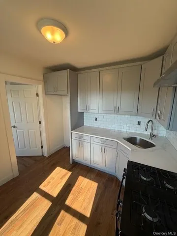 $2,250 | 6 Lockwood Avenue, Unit 1W, Yonkers, NY 10701