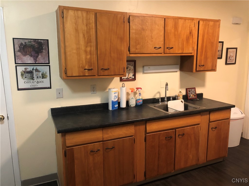 855 Ackerman Avenue Syracuse, NY 13210 - Photo 18 of 50