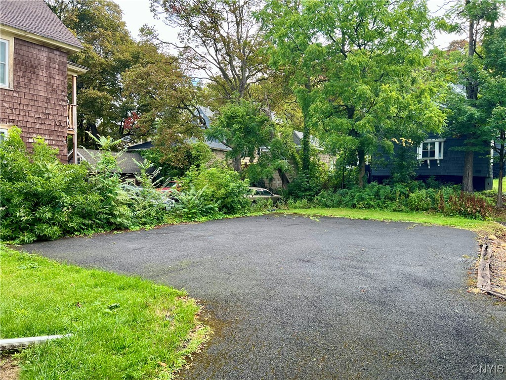 855 Ackerman Avenue Syracuse, NY 13210 - Photo 2 of 50