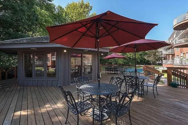 $260,000 | 8621 Basswood Road, Unit 32, Eden Prairie, MN 55344