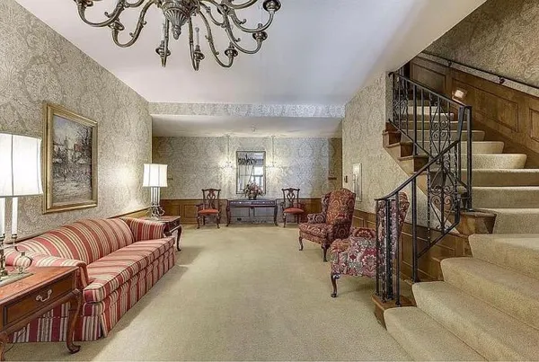 $260,000 | 8621 Basswood Road, Unit 32, Eden Prairie, MN 55344