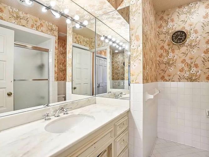 8621 Basswood Road, Unit 32 Eden Prairie, MN 55344 - Photo 8 of 19