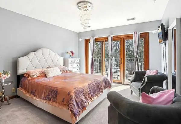 $260,000 | 8621 Basswood Road, Unit 32, Eden Prairie, MN 55344