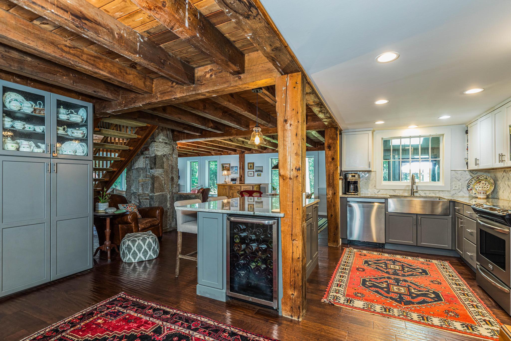 180 Clay Hill Road York, ME 03902 - Photo 8 of 39 Refined Post & Beam Architecture
