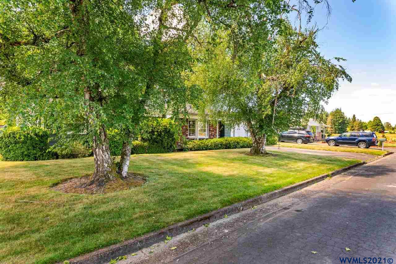 1190 25th Avenue Southwest Albany, OR 97321 - Photo 2 of 38