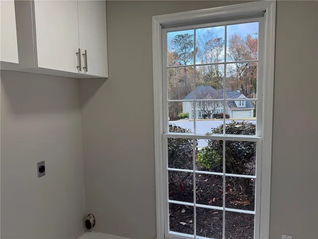 $650,000 | 5325 Hillgate Crossing, Alpharetta, GA 30005