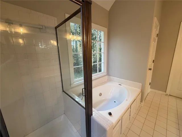 $650,000 | 5325 Hillgate Crossing, Alpharetta, GA 30005