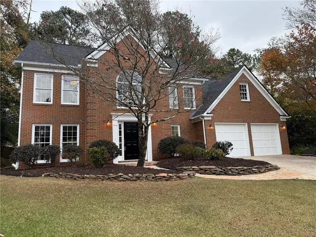 $650,000 | 5325 Hillgate Crossing, Alpharetta, GA 30005