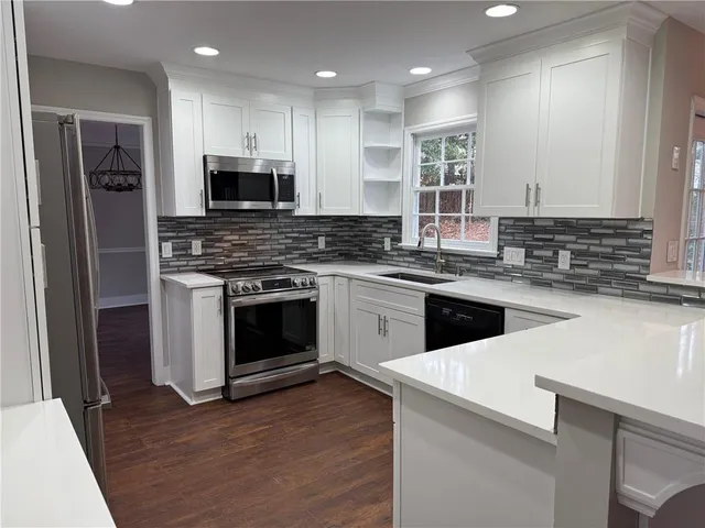 $650,000 | 5325 Hillgate Crossing, Alpharetta, GA 30005