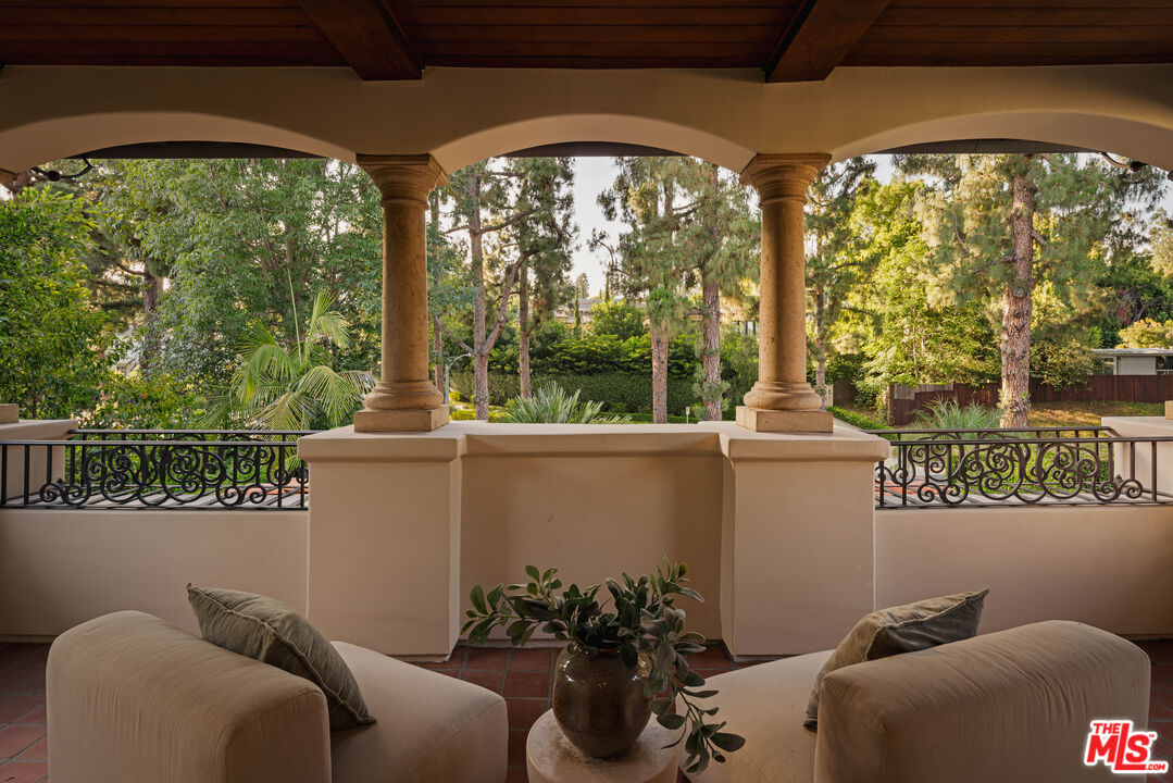 1008 Lexington Road Beverly Hills, CA 90210 - Photo 23 of 30
