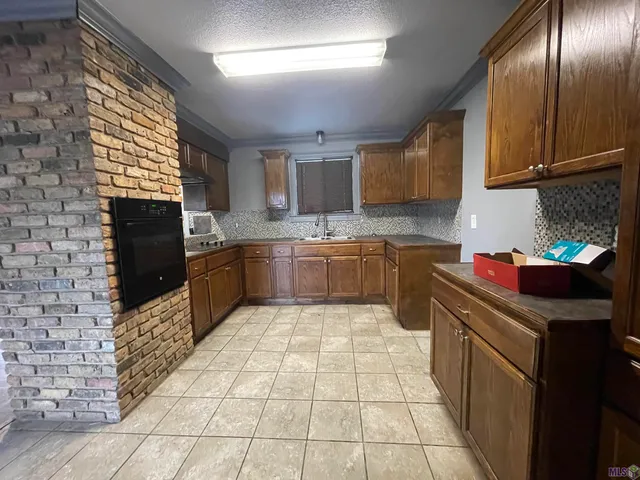 $184,900 | 3320 Monterrey Drive, Baton Rouge, LA 70814