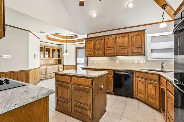 $4,000 | 2942 Woodland Hills Drive, Grapevine, TX 76051