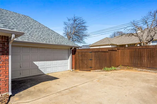 $4,000 | 2942 Woodland Hills Drive, Grapevine, TX 76051