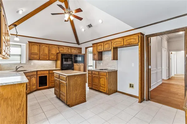 $4,000 | 2942 Woodland Hills Drive, Grapevine, TX 76051