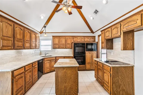 $4,000 | 2942 Woodland Hills Drive, Grapevine, TX 76051