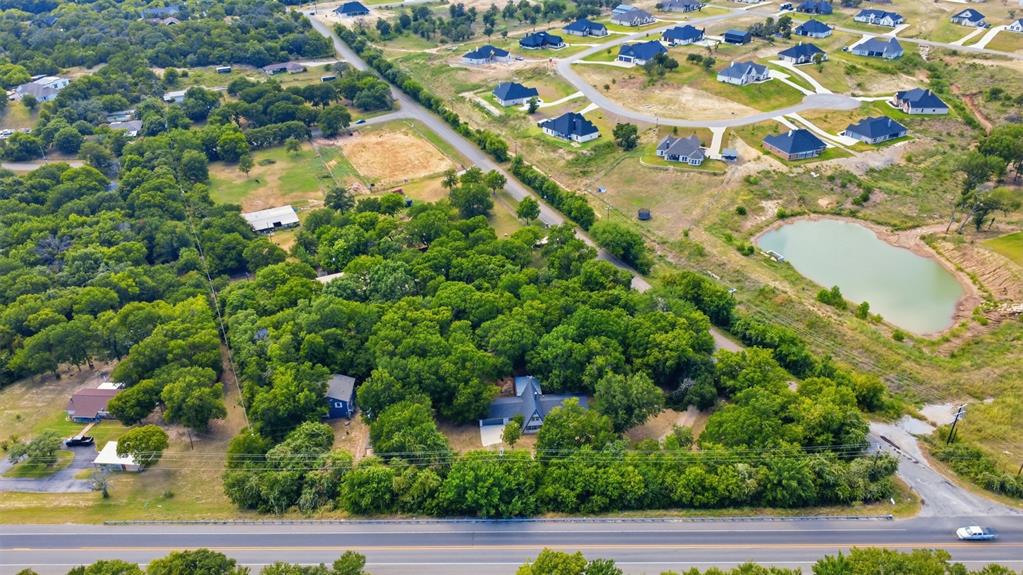 103 Calhoun Bend Azle, TX 76020 - Photo 23 of 26 Gallery Image 23