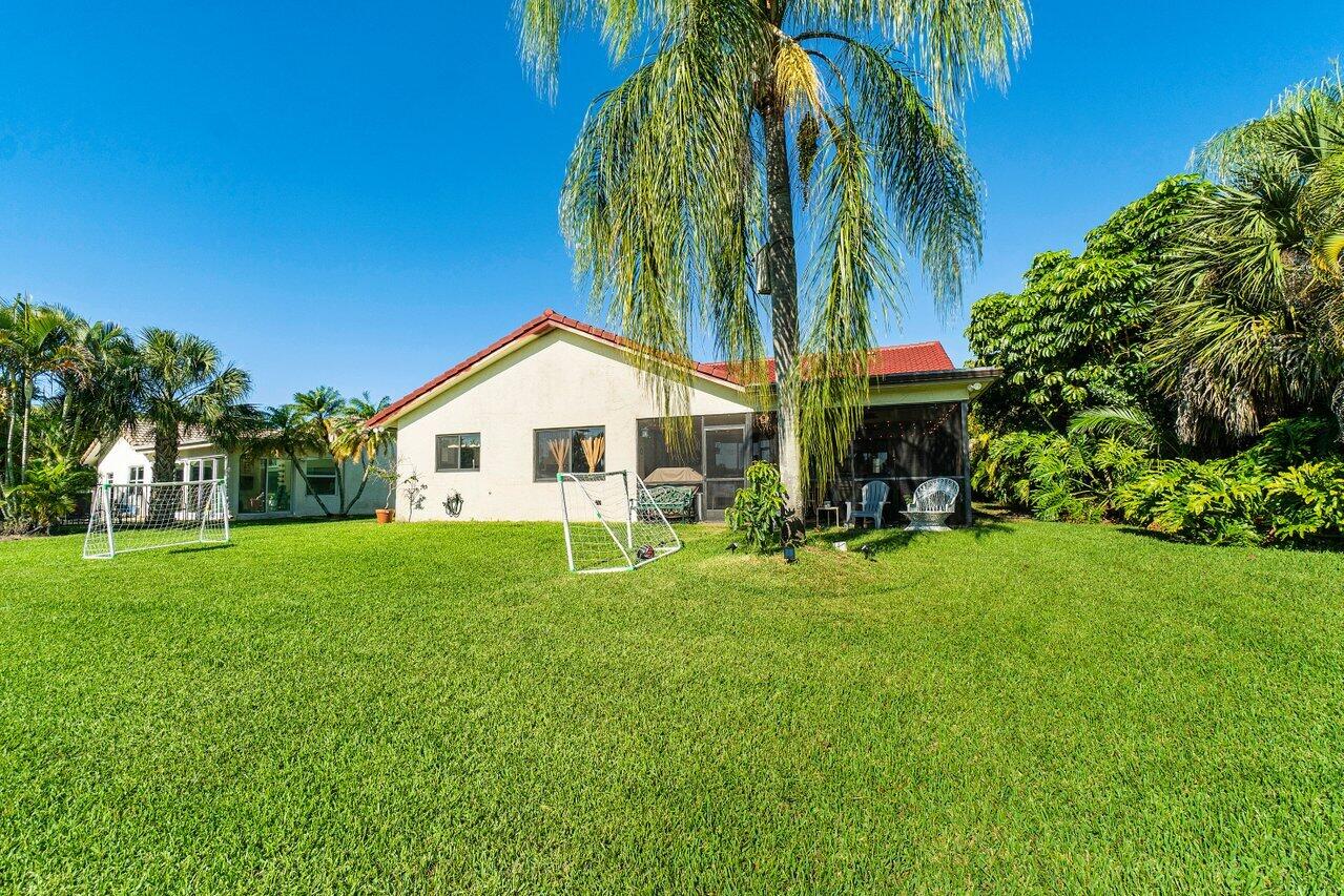 10137 Camelback Lane Boca Raton, FL 33498 - Photo 27 of 37 027-10137CamelbackLane-BocaRaton-FL-3349