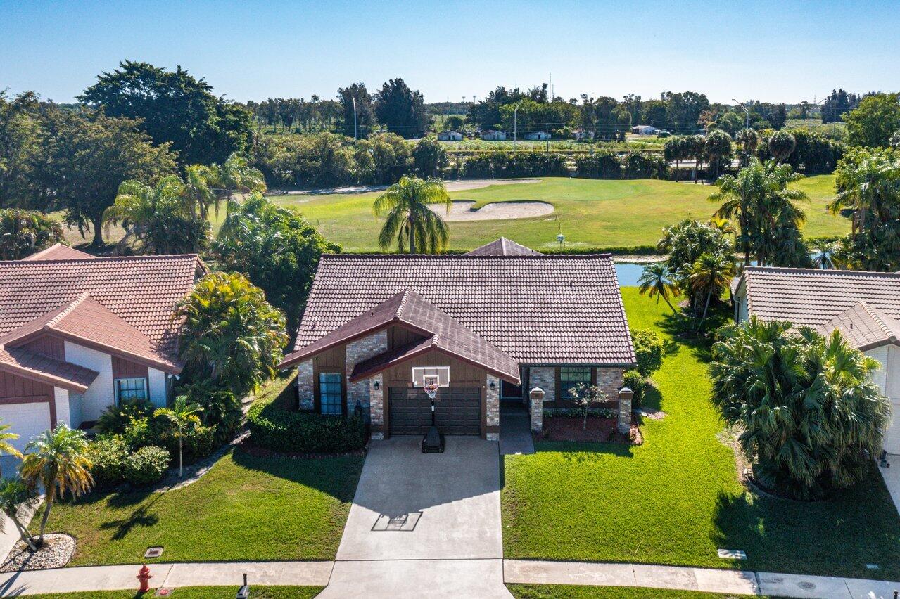 10137 Camelback Lane Boca Raton, FL 33498 - Photo 30 of 37 030-10137CamelbackLane-BocaRaton-FL-3349