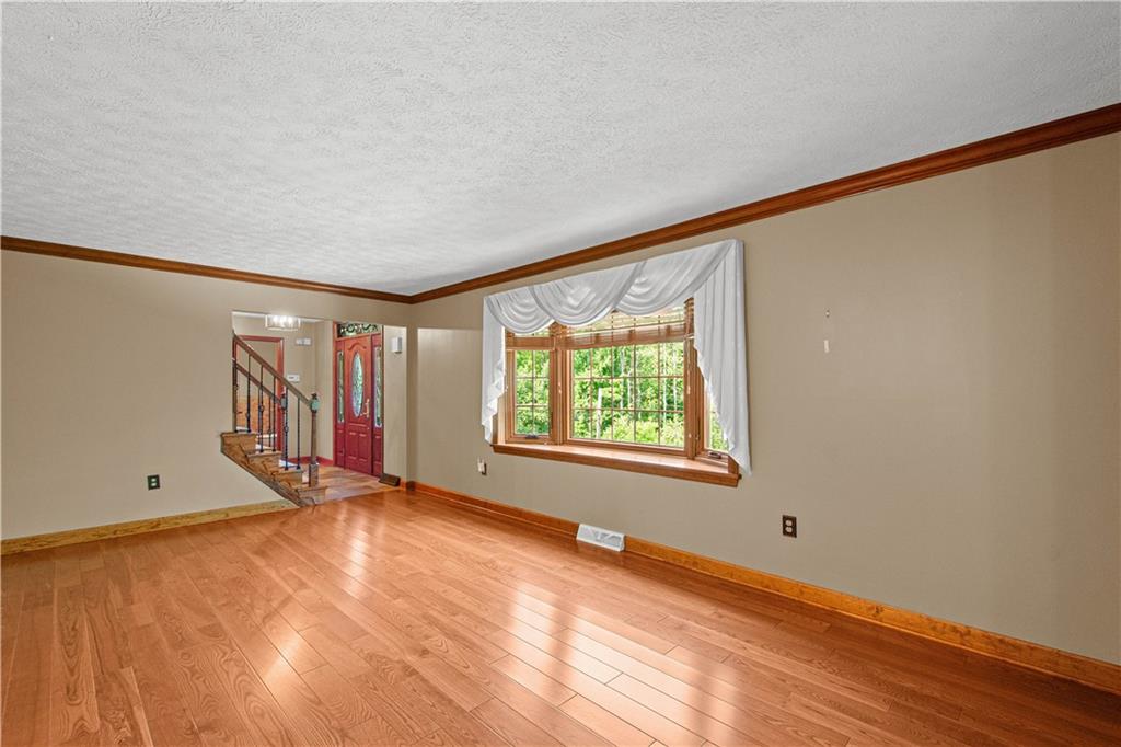 2535 Morton Road Pittsburgh, PA 15241 - Photo 13 of 48