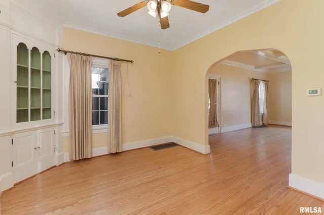 $219,900 | 303 Harris Street, Delavan, IL 61734