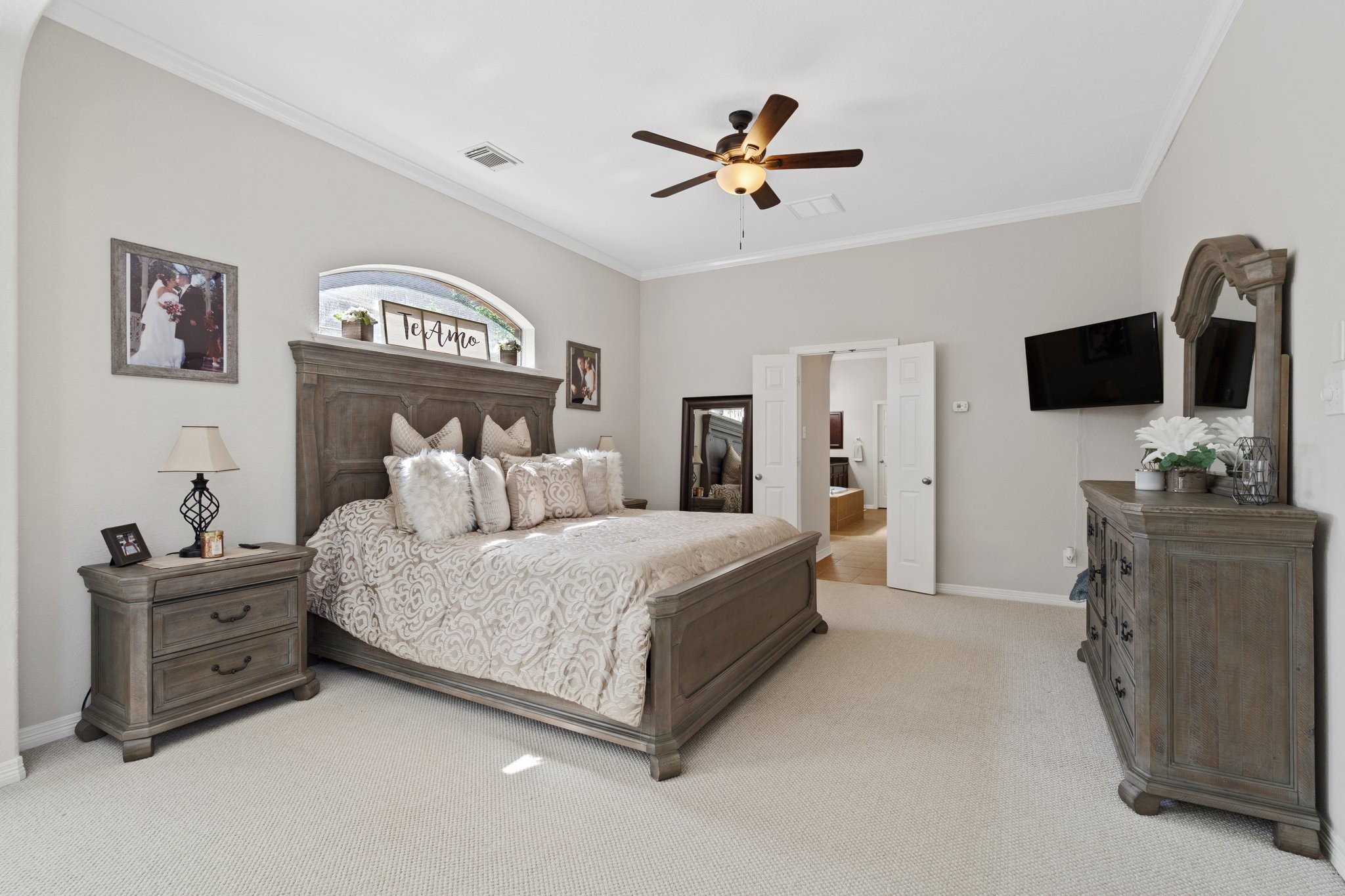 2153 Summit Mist Drive Conroe, TX 77304 - Photo 18 of 50 Primary Room