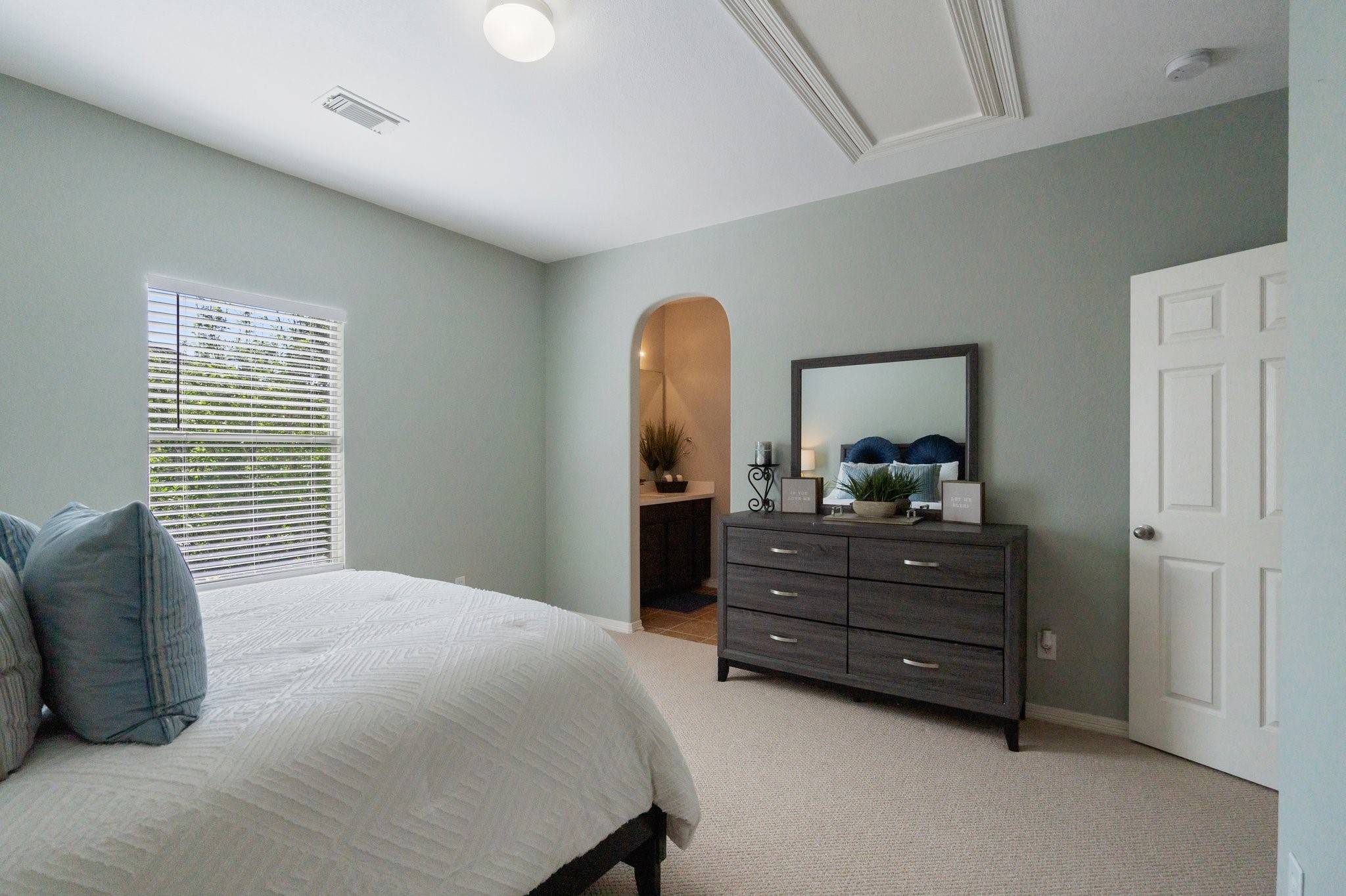2153 Summit Mist Drive Conroe, TX 77304 - Photo 38 of 50 Room 3