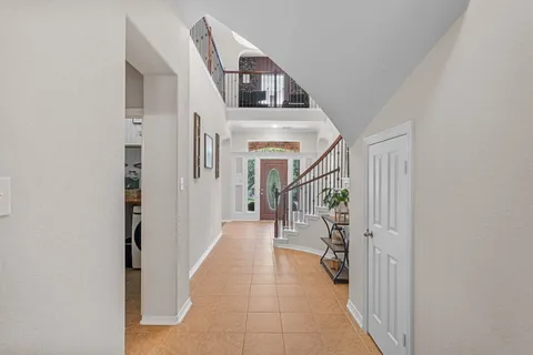 $590,000 | 2153 Summit Mist Drive, Conroe, TX 77304