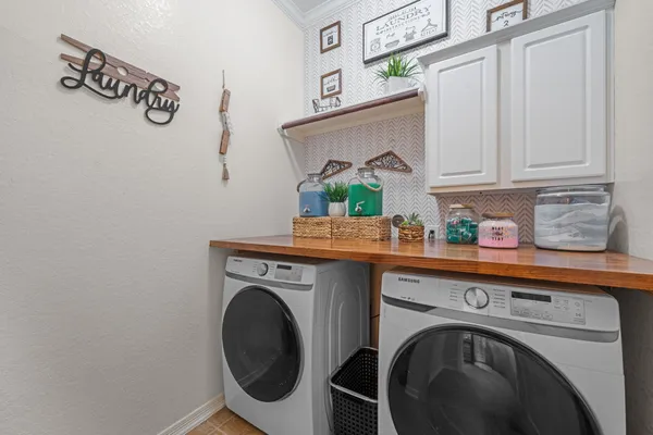 $590,000 | 2153 Summit Mist Drive, Conroe, TX 77304