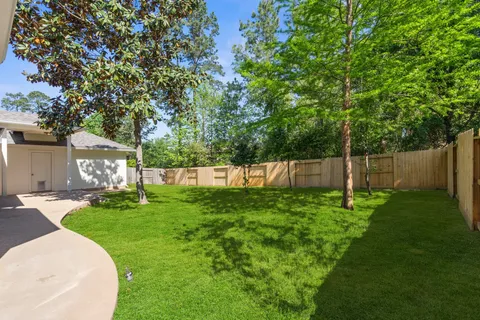 $590,000 | 2153 Summit Mist Drive, Conroe, TX 77304