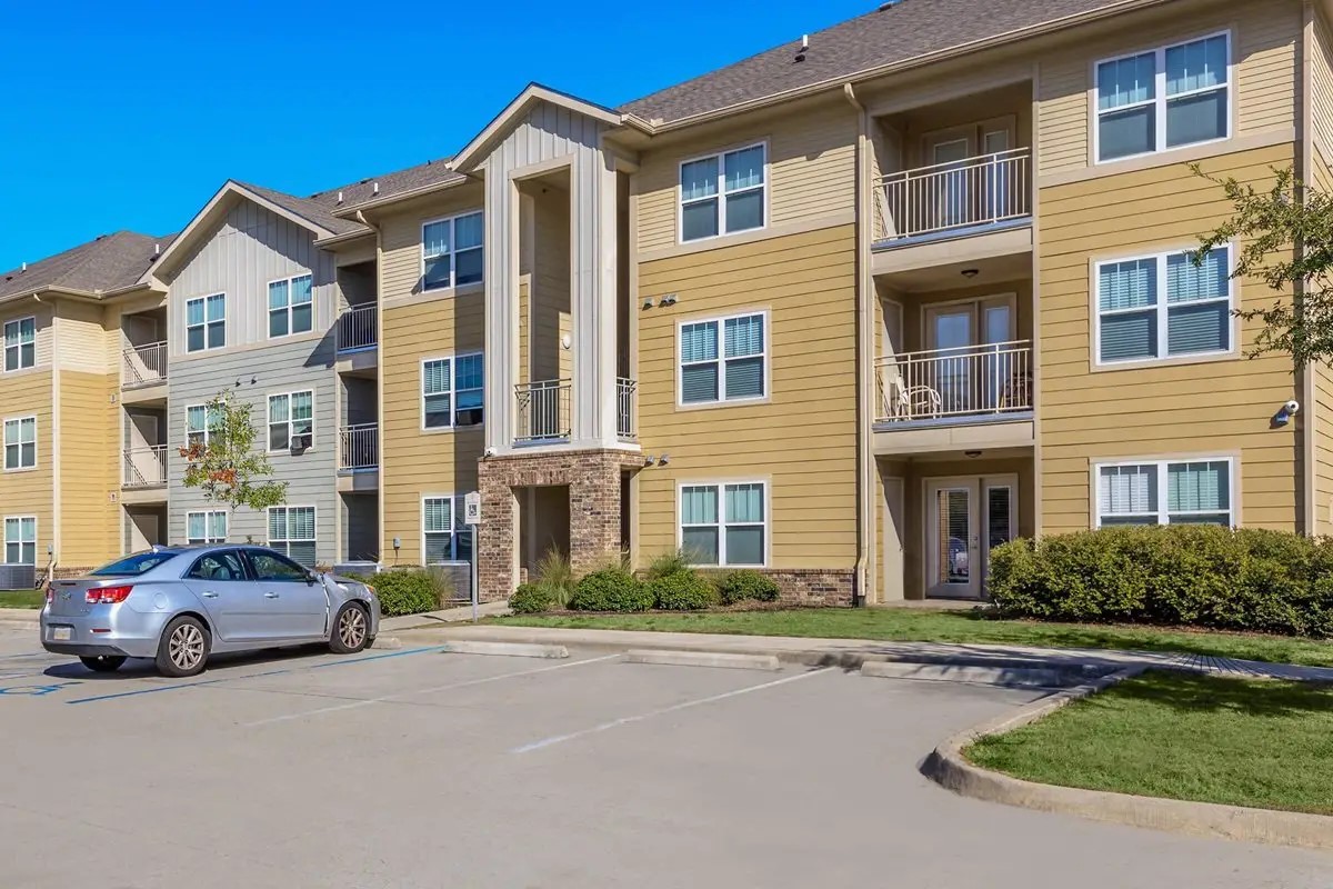 6454 Airline Highway Baton Rouge, LA 70805 - Photo 3 of 16 a building view