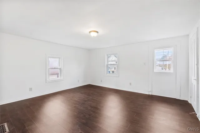 $159,900 | 811 1st N Street, Syracuse, NY 13208