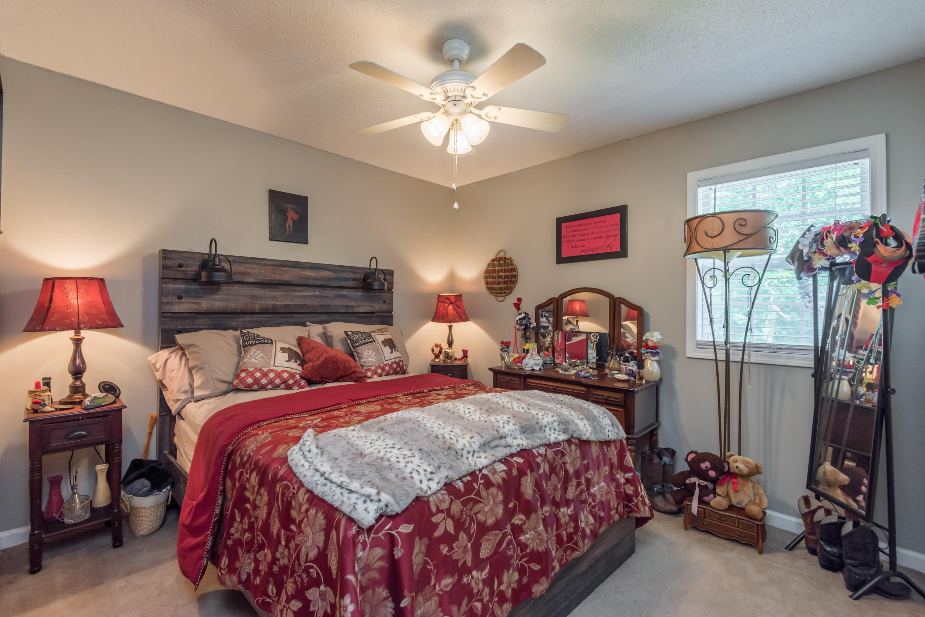 102 Stephens Road Madisonville, TN 37354 - Photo 22 of 39 Upstairs Bedroom