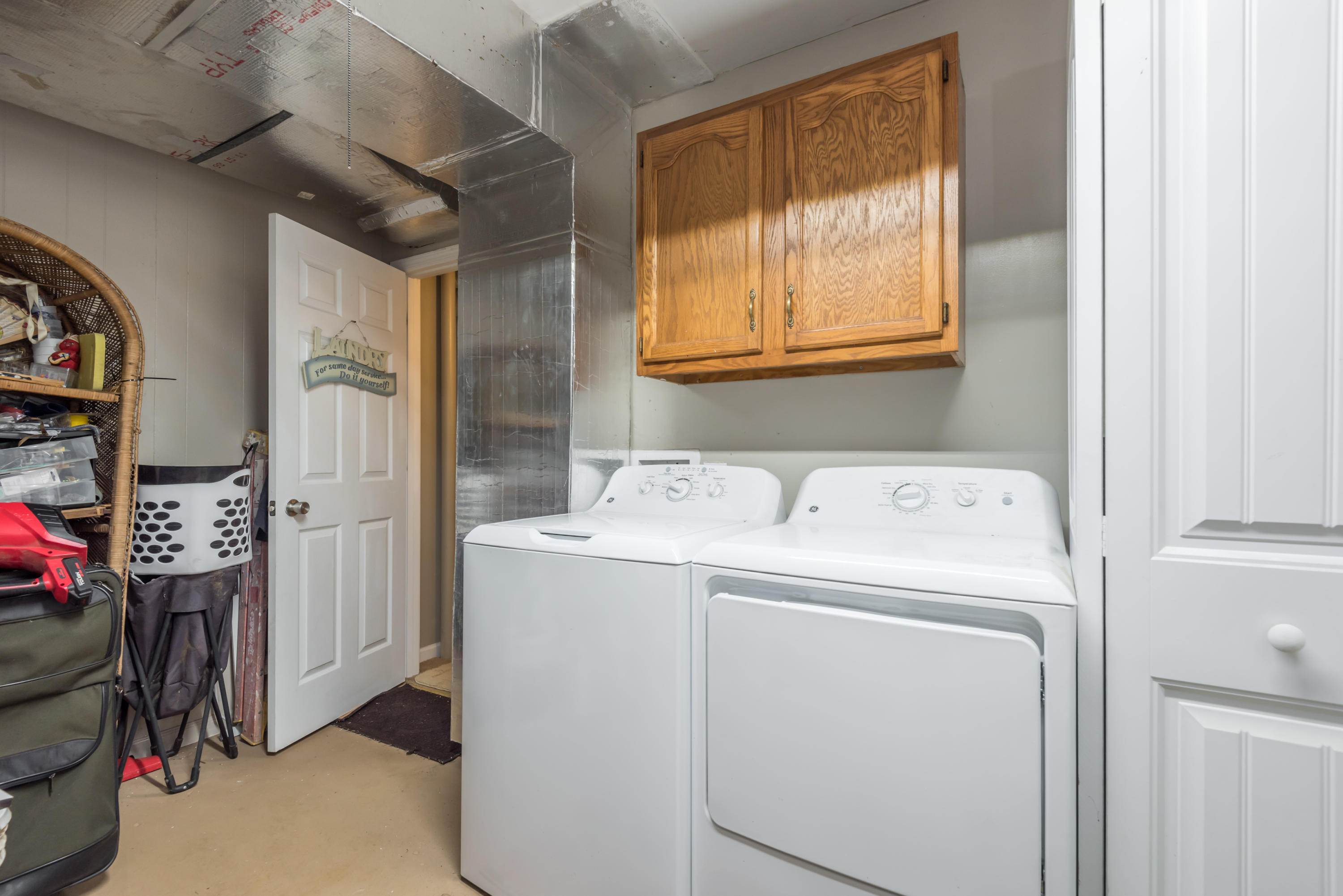 102 Stephens Road Madisonville, TN 37354 - Photo 32 of 39 Laundry/Mudroom