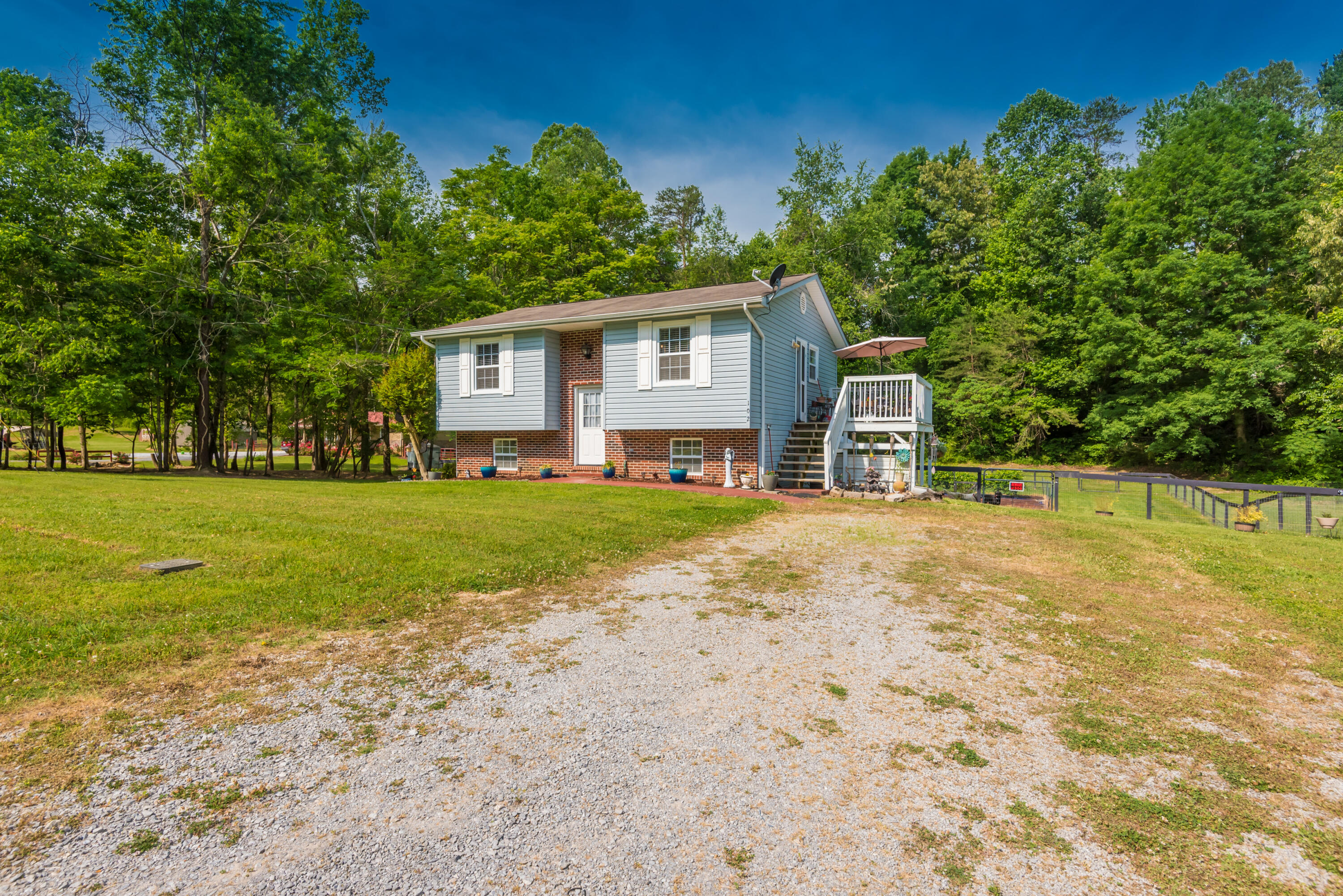 102 Stephens Road Madisonville, TN 37354 - Photo 34 of 39 Front