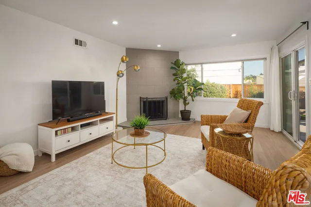 $1,100,000 | 17006 Cranbrook Avenue, Torrance, CA 90504