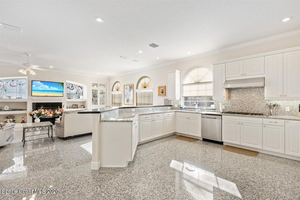 320 Rio Villa Boulevard Indialantic, FL 32903 - Photo 29 of 54 320 Rio Villa