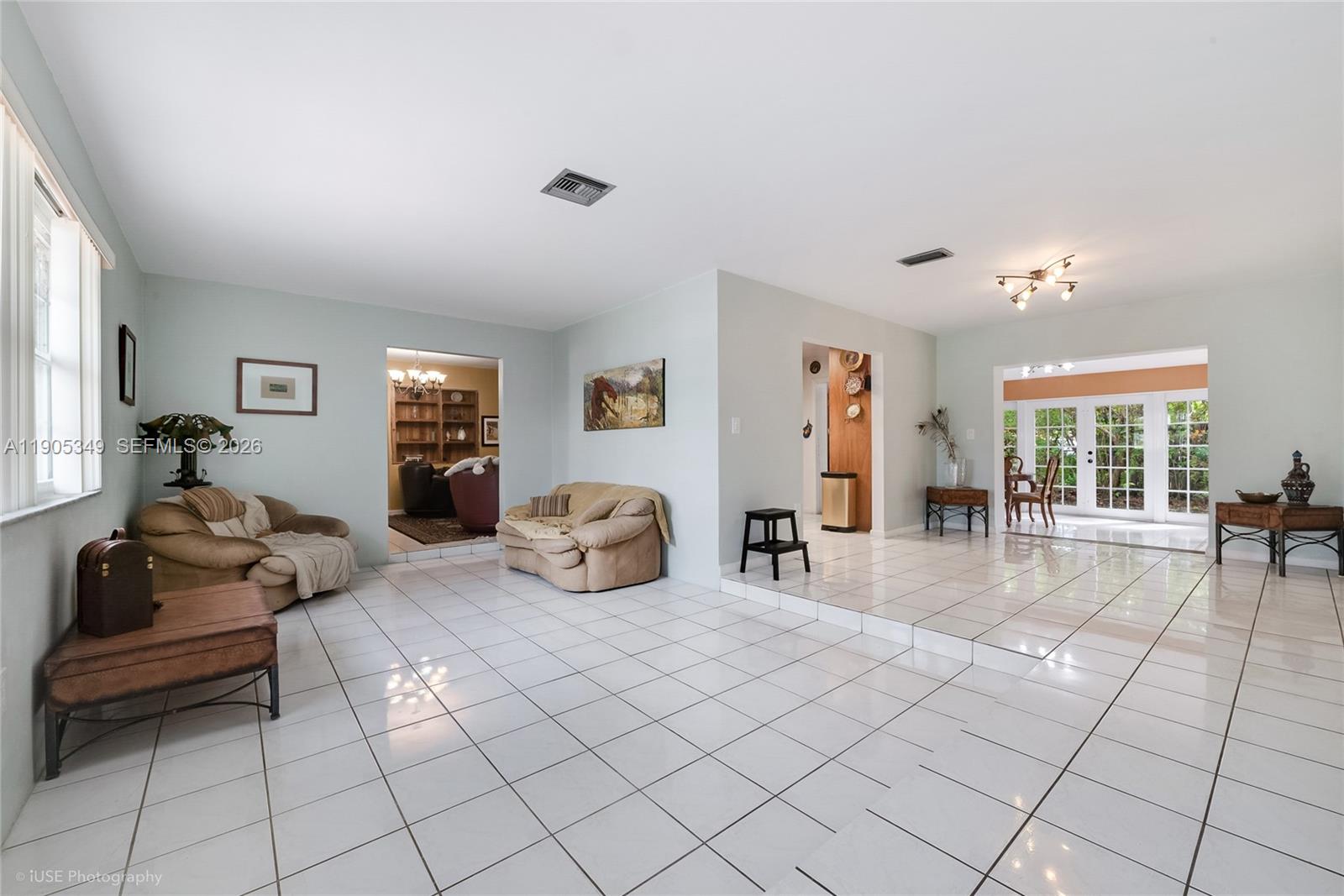 9500 Southwest 79th Street Miami, FL 33173 - Photo 2 of 19