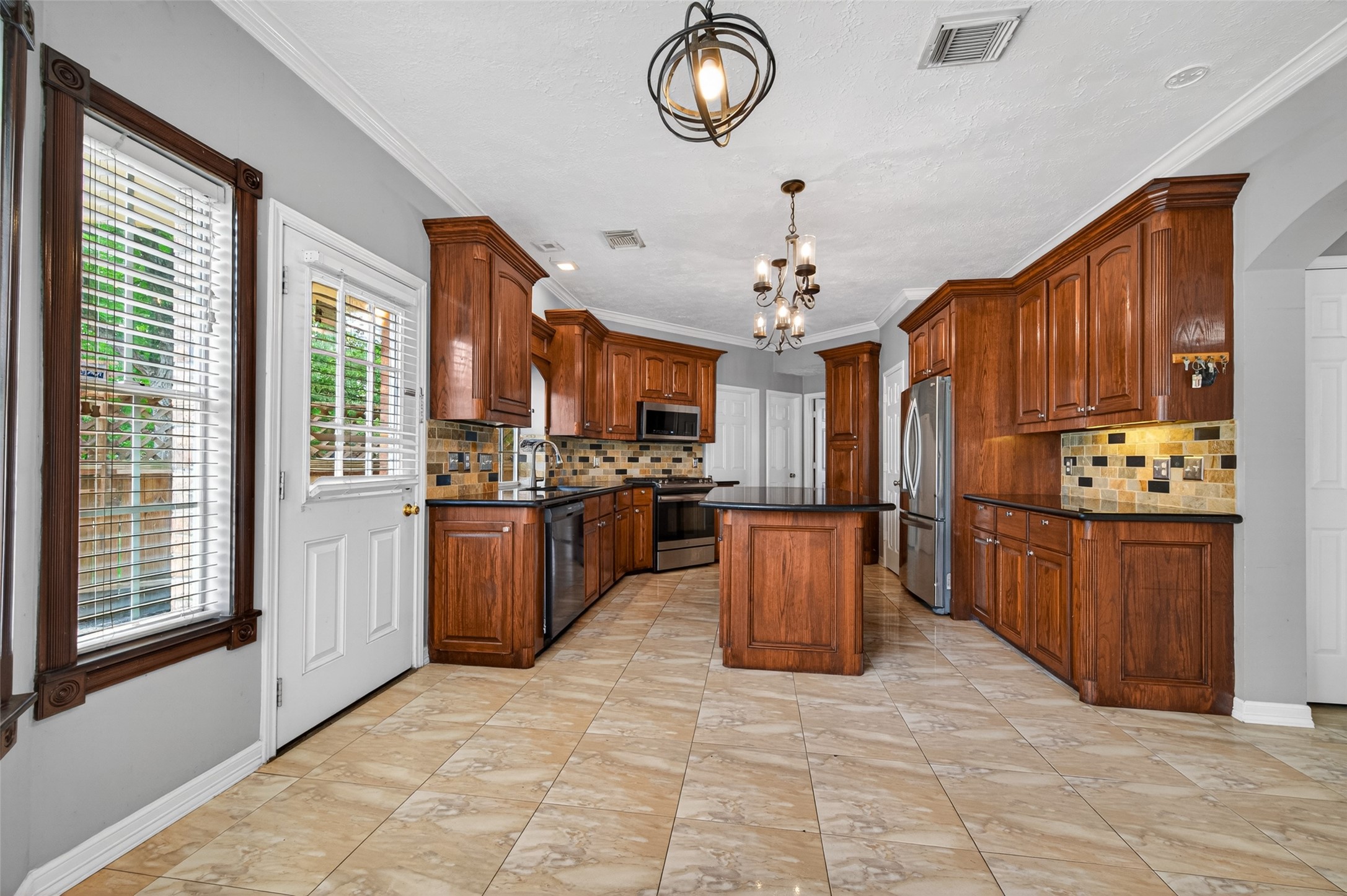 1002 Pine Walk Trail Spring, TX 77388 - Photo 12 of 50