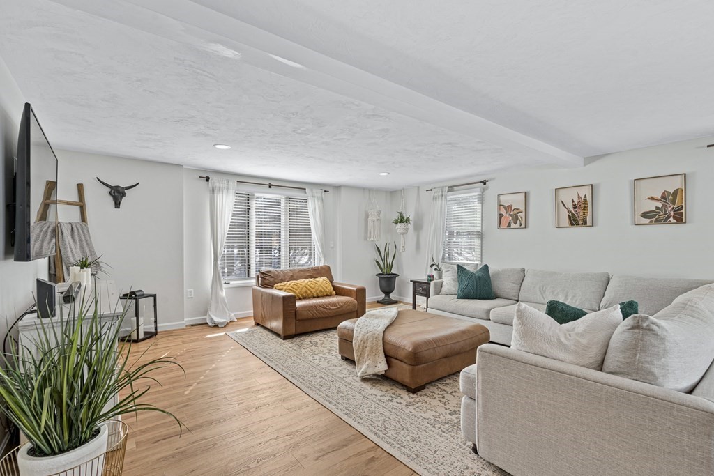 131 Washington Street Boxford, MA 01921 - Photo 32 of 35 Gallery Image 32