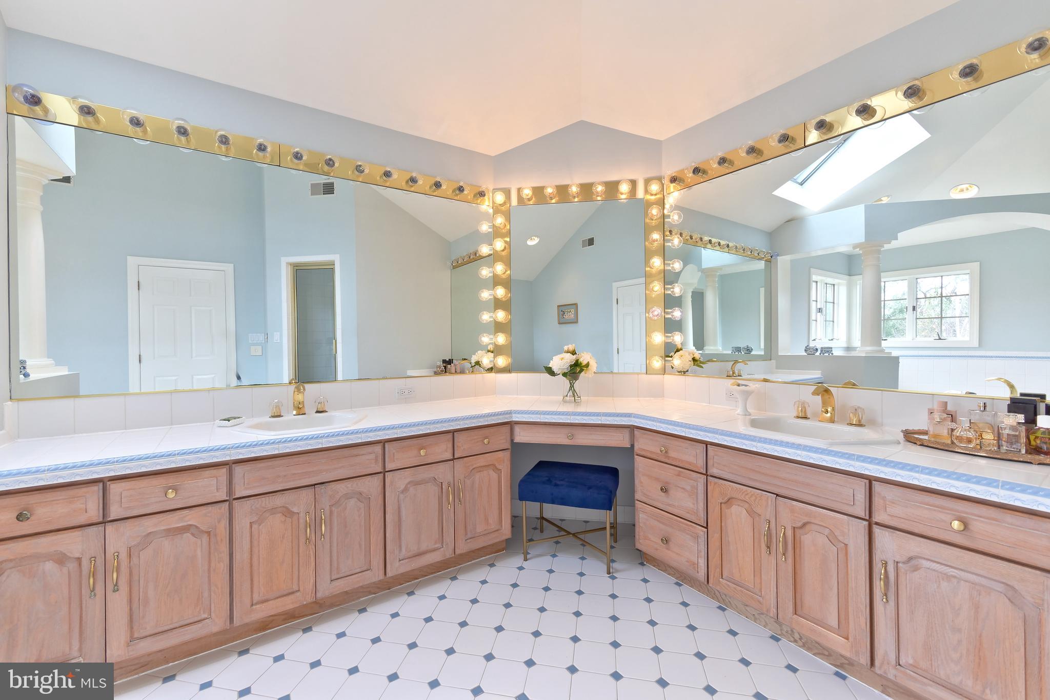 1750 Deer Run Road Bethlehem, PA 18015 - Photo 24 of 37 Gallery Image 24