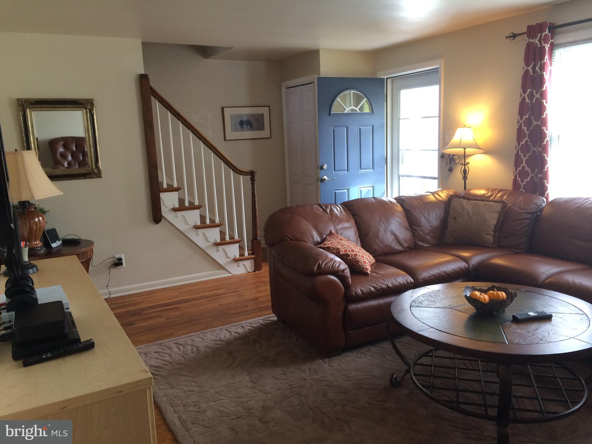 337 Irving Road York, PA 17403 - Photo 7 of 20 Gallery Image 7