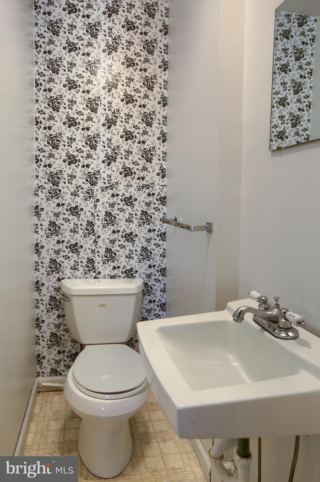 606 Erford Road Camp Hill, PA 17011 - Photo 8 of 26