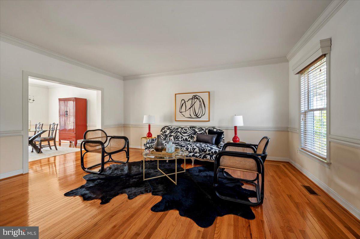 130 Brochant Circle Blue Bell, PA 19422 - Photo 14 of 83 Gorgeous living room.