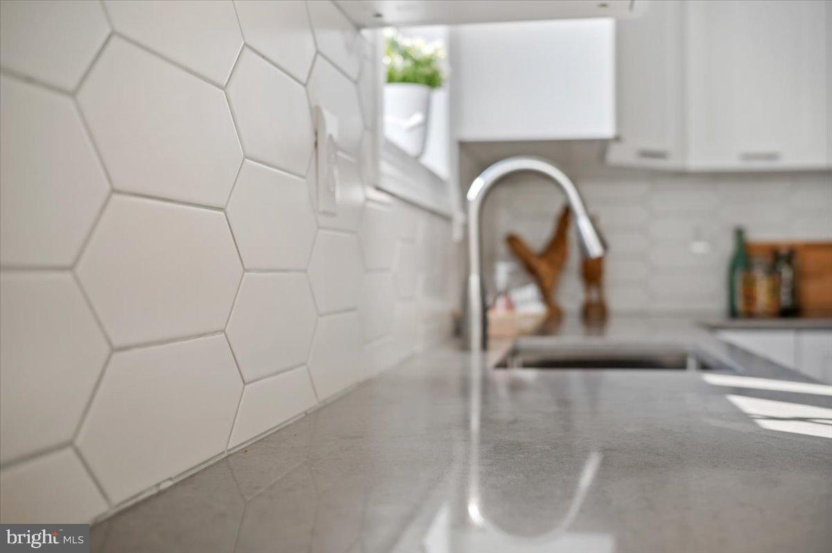 130 Brochant Circle Blue Bell, PA 19422 - Photo 26 of 83 Stylish renovated kitchen.