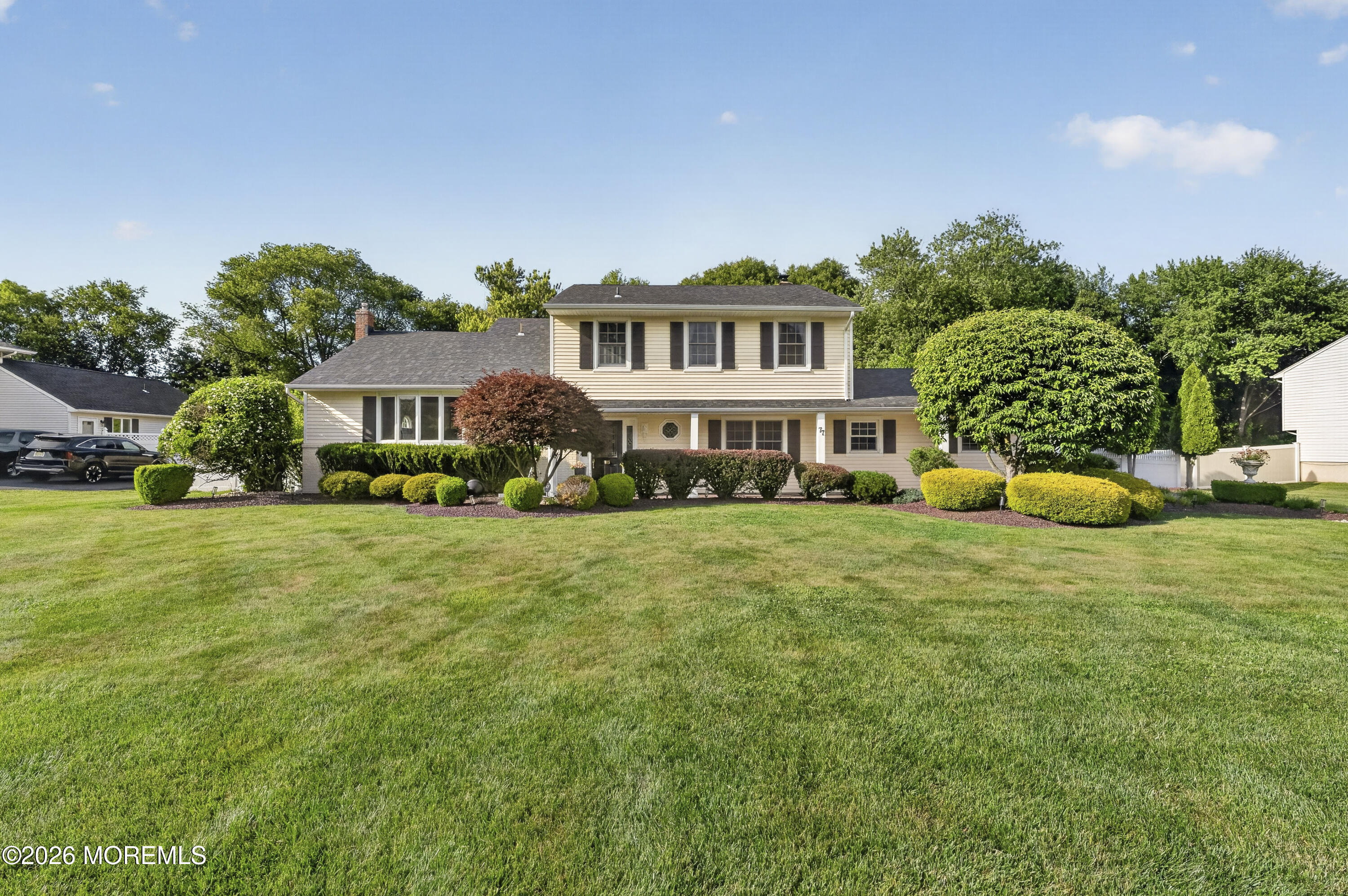 77 Wellington Road Freehold, NJ 07728 - Photo 4 of 50 17-print-DSC05210