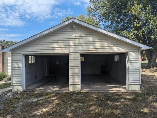 $399,900 | 767 Marianna Lone Pine Road, Amity, PA 15311